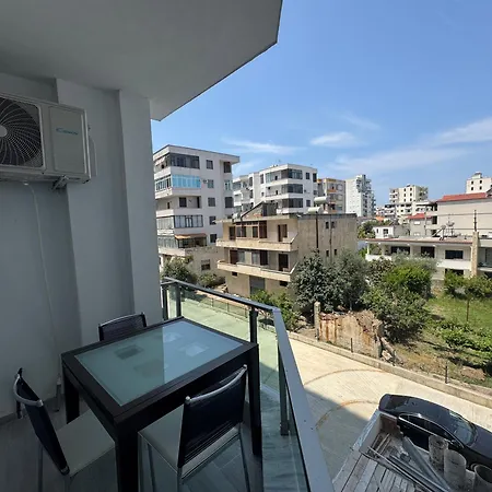 아파트 Family Retreat On The By Wave Durrës