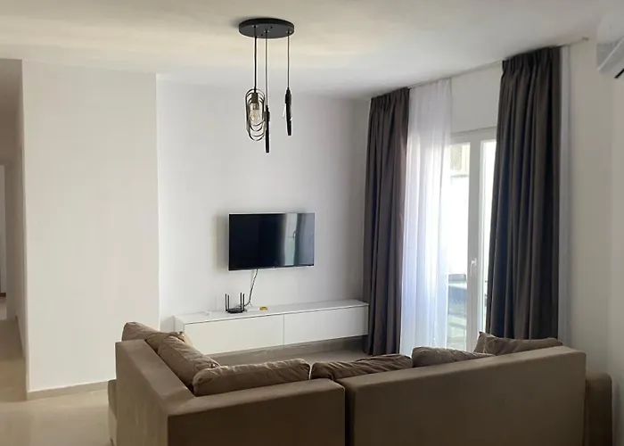 Family Retreat On The By Wave Appartement Durrës